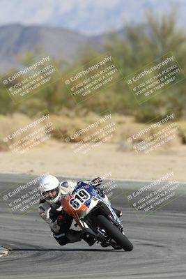 media/Nov-16-2025-Race Pace (Sun) [[8c5fa54630]]/Non Verified Riders (1st 20 Minutes)/2-Turn 10 (1010am)/